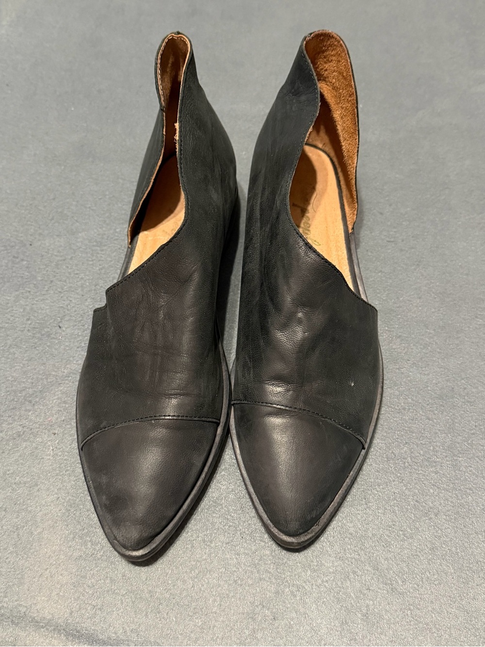 Free People Royale Flat Black Leather Pointed Slip-On Women's Flats Shoes